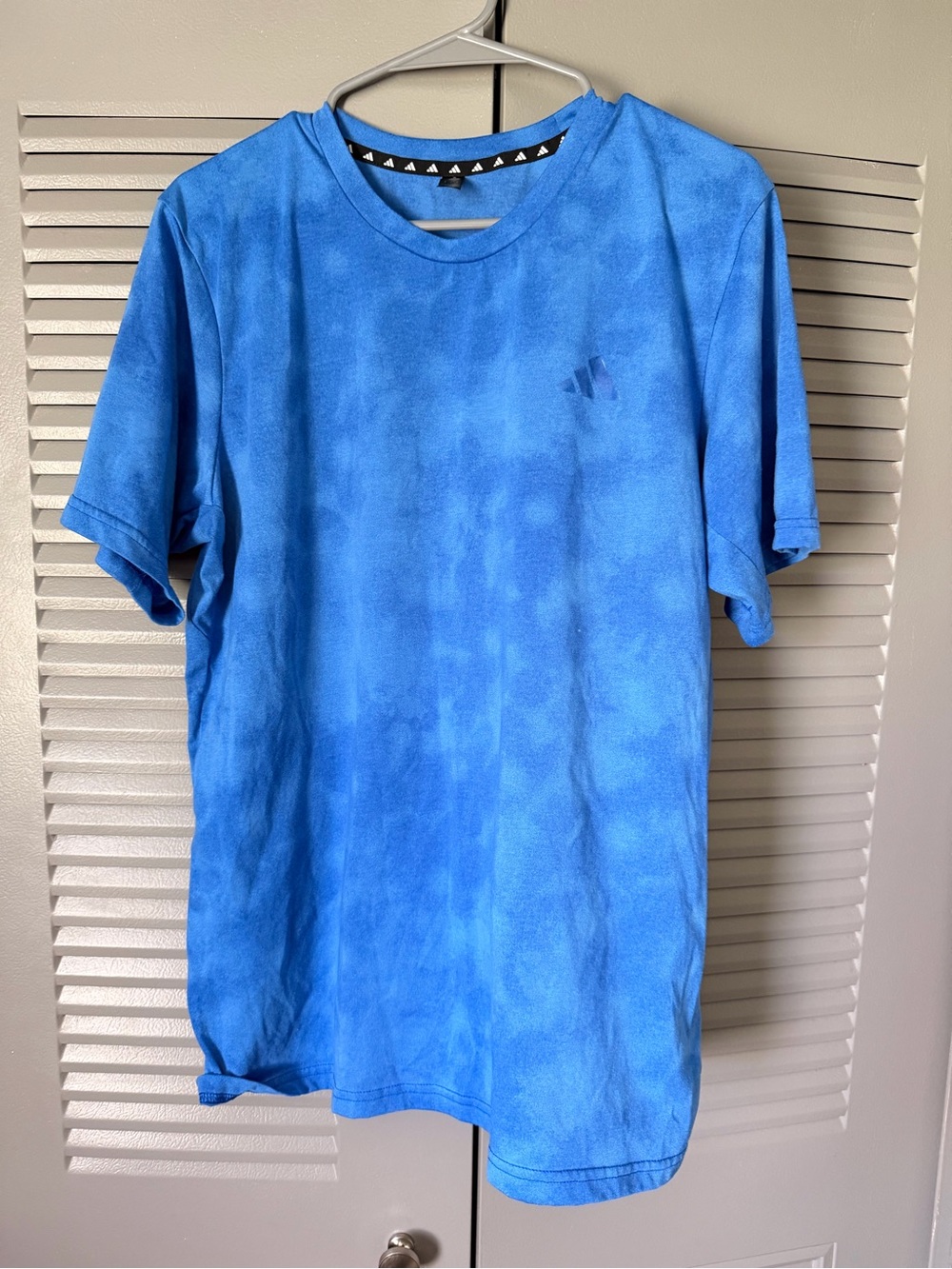 adidas Men's Sky Blue tye dye Athletic Short-Sleeve Tee